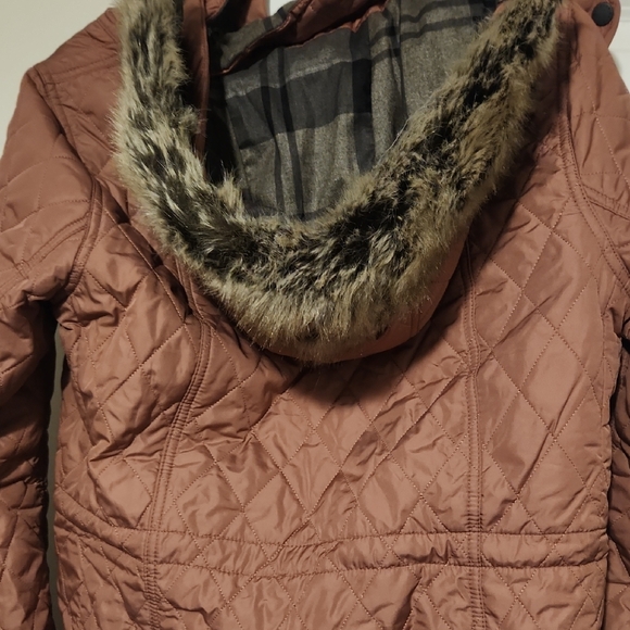 Barbour Pink Quilted Women's Jacket - Picture 6 of 7